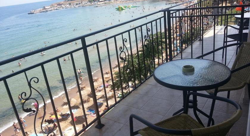 Villa Lazuren Bryag 2 Chernomorets Habitación foto